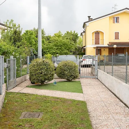 Marina'S Venice Garden Roncade Exterior photo
